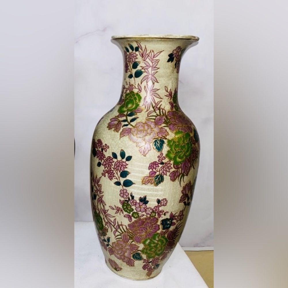 Vintage 12” Porcelain Zhong Guo Zhi Zao Vase Beautiful Colors V3
